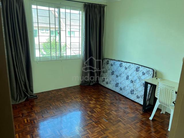 Room rent with immediate availability 1