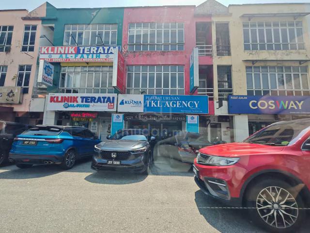 Taman Teratai - 3 Storey Shoplot 2