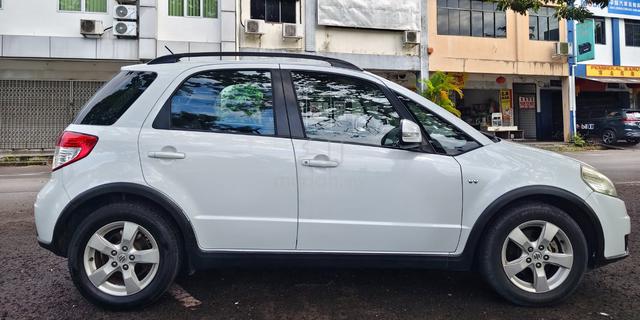 2010 Suzuki SX4 1.6 CROSSOVER PREMIER FACELIFT (A) - 1