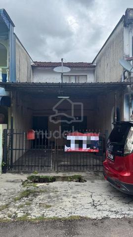 Double storey Terrace/Taman kluang barat 1