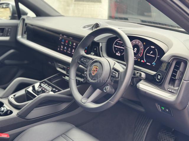 2024 Porsche CAYENNE COUPE 3.0 (A) FULL SPEC - 3