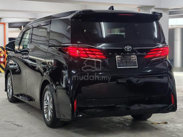 2025 TOYOTA Alphard Z ✨SUNROOF/ HUD/ 21k KM ONLY ✨ - 4