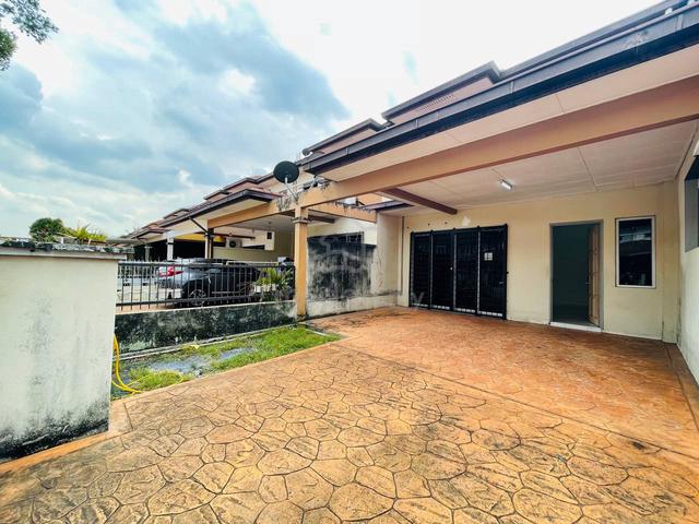 25' x 75' GATED GUARDED🔥 2-Storey Jalan Kristal @ Seksyen 7 Shah Alam 1