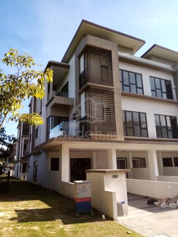 N'Dira Townhouse 1
