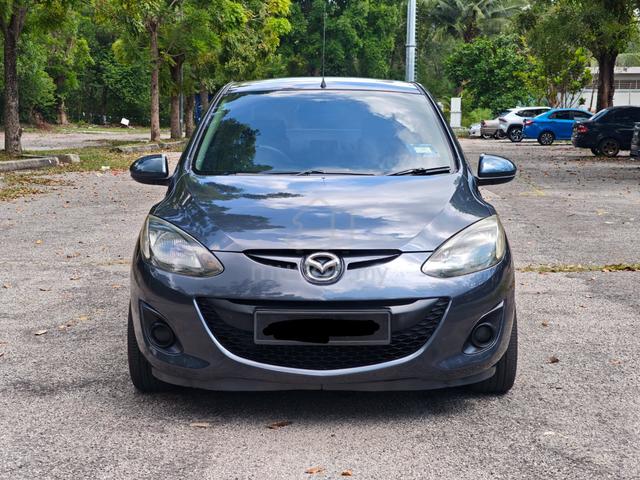 Mazda 2 1.5 VR FACELIFT 2013(A)LoanKedaiMukaRendah - 4