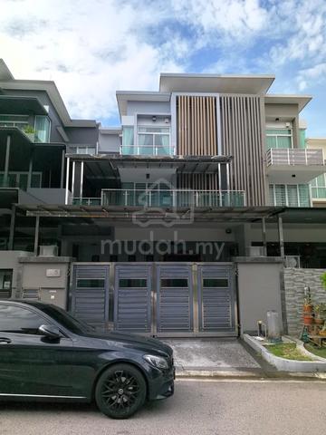 Nusa Sentral Renovated 3 Storey Terrace Superlink For Sales 1