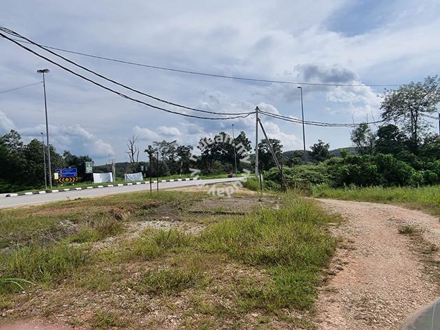 Industrial LAND 6.83 Acres and 27.8 Acres 2 pieces Kerling Selangor 1