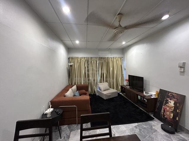 SUBANG VILLE EHSAN near sunway pyramid 1