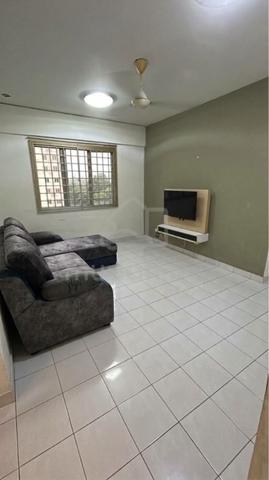 Persiaran Tanjung Apartment 1