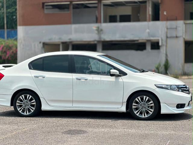 2013 Honda CITY 1.5 E FACELIFT (A) GOOD CONDITION - 4