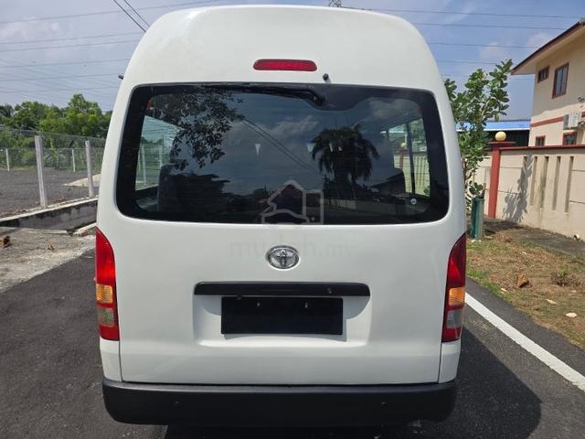Toyota HIACE 2.5 KDH200 WINDOW VAN HIGH ROOF - 5