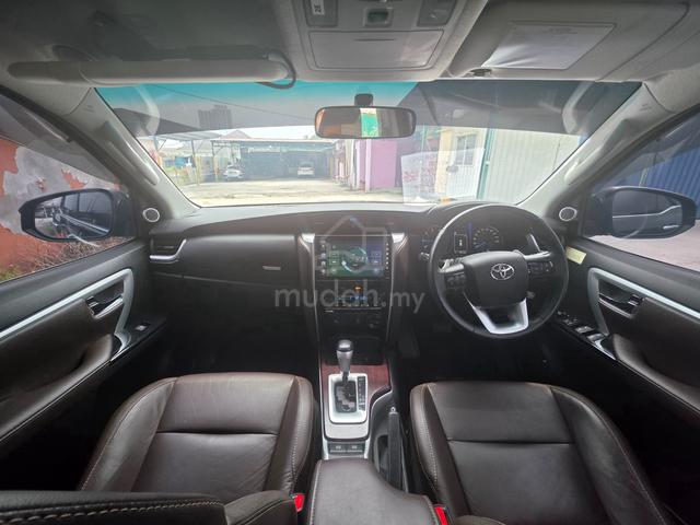 2019 Toyota FORTUNER 2.4 VRZ 4X4 2GD-FTV (A) - 4