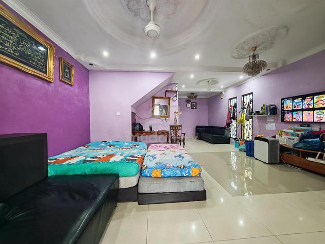 END LOT💥18x70💥Taman Sungai Besi Indah Seri Kembangan, 2 Storey 1
