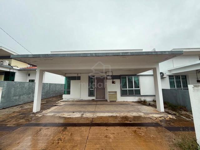 SemiD Bandar Puteri Jaya Fully Furnished 1
