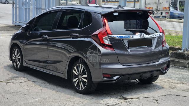 2016 Honda JAZZ 1.5 V FLRS BODYKIT / CAR KING - 2