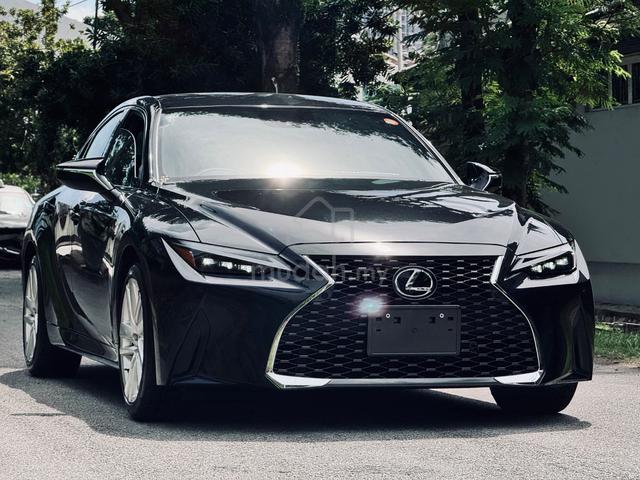 2022 Lexus IS300 2.0 (A) RED Interior 7K Km only - 1