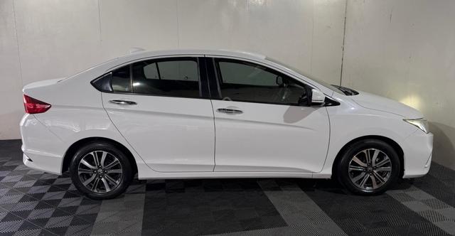 2018 Honda CITY 1.5 E FACELIFT (A) F / S RECORD - 3