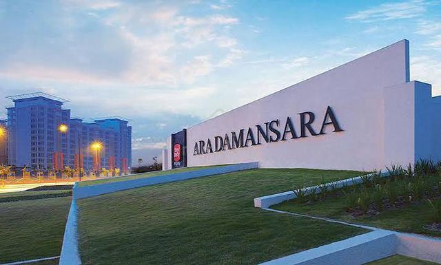 Ara Damansara Retail/Shop Next to LRT Station 1
