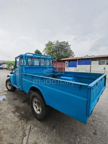 1985 Toyota LANDCRUISER HJ47 (M) - 4
