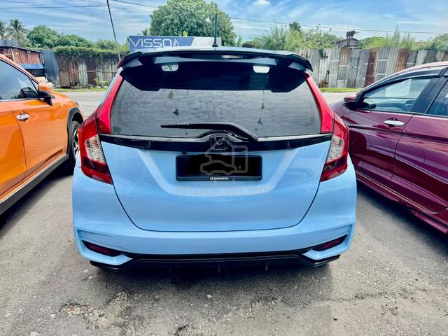 2018 Honda Jazz 1.5cc E Convert FL RS Boleh Full - 4