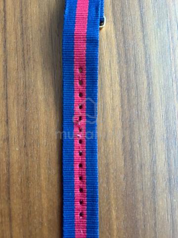 Daniel Wellington NATO Watch Strap | Pre-Loved - photo 3 of 3