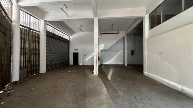 Corner Factory Kawasan Perindustrian Trisegi Sungai Besi Chan Sow Lin 1