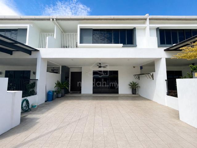 CANTIK RENOVATEDš„2 Storey Superlink Sejati Lakeside Cyberjaya PHASE 2 1