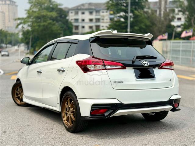 Toyota YARIS 1.5 G Thailook Bodykit Sportrim 2020 - 3