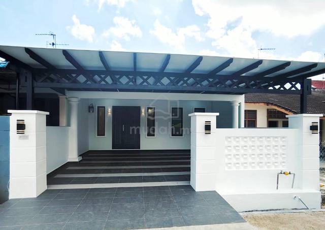 Taman Ungku Tun Aminah 1