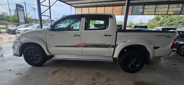 2015 Toyota HILUX 2.5 G TRD SPORTIVO (A) - 5