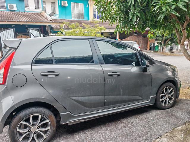 Proton IRIZ 1.6 EXECUTIVE (A) 2015 - 3