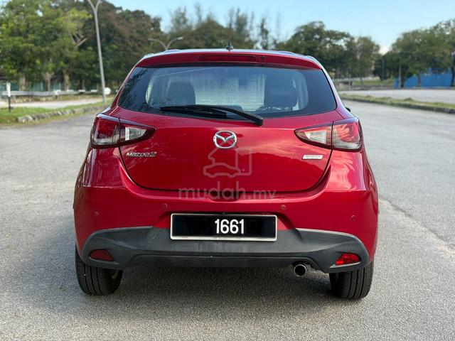 2015 Mazda 2 1.5 VR FACELIFT  [Old Grant One Owner - 5