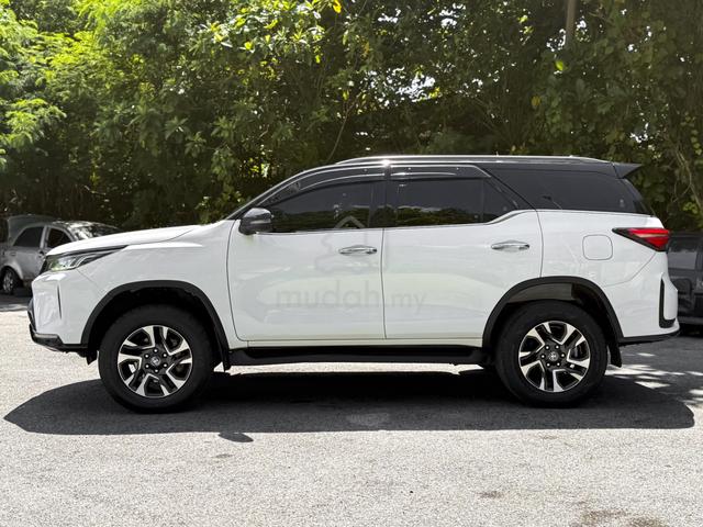 2021 Toyota FORTUNER VRZ 2.8L (A) - 3