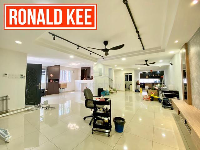 [2 STY] BUKIT JAMBUL 3900sf SEMI-D FULLY RENOVATED BIGCARPORCH GELUGOR 1