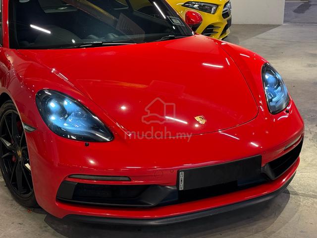 2018 Porsche 718 Cayman GTS 2.5 Carbon Bucket Seat - 2