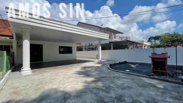 Jelutong 1 Single Storey Semi-D near Medan Terengganu Greenlane 1