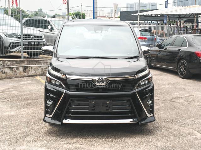 2020 Toyota VOXY 2.0 KIRAMEKI II (A) - 26K KM - 3