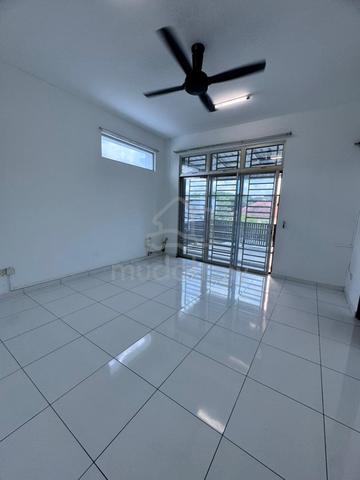 Bukit Indah Double Storey Coerner House 4Bed Partial Furnished 5