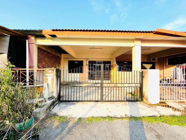 Single Storey Taman Semesti Teluk Intan Perak 1