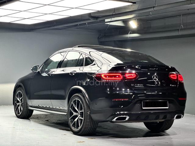 2019 Mercedes Benz GLC300 4MATIC COUPE AMG LINE - 2