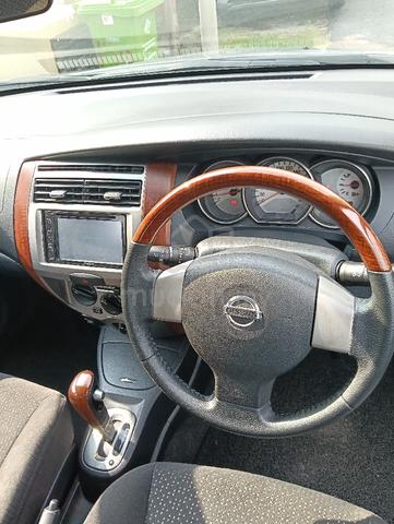 2012 Nissan GRAND LIVINA 1.8 IMPUL (A) - 3