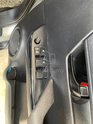 2022 Toyota HILUX 2.4 E MY20 (A) - 5