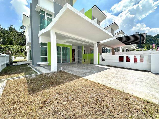 LUAS 32 X114‼️2 Storey Semi-D Greenhill Residence Sek U10 Shah Alam 1