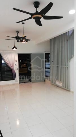 (BELOW MARKET) Setia Permai 3 Setia Alam 2-Storey House 18x65 4B3R 1