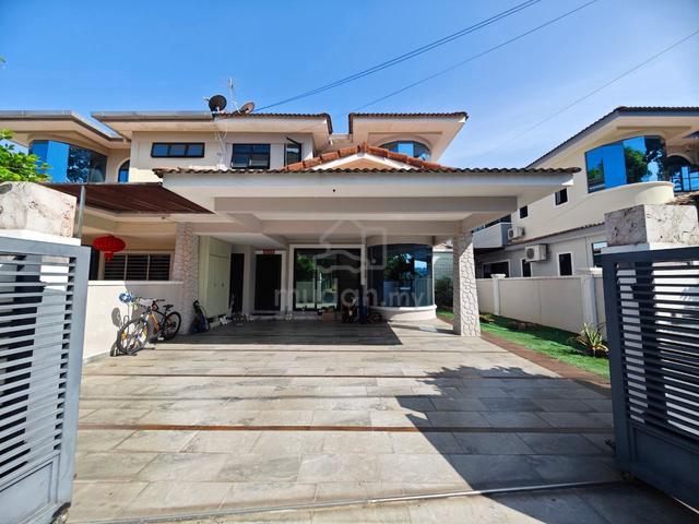 Pasir Pinji / 2 Storey Semi-D / Gated & Guarded / Fully Renovated 1
