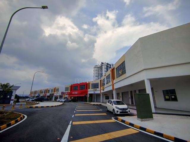 Corner Ground Floor Shop Lot Sutera Niaga 8 Taman Sutera Kajang Kedai 1