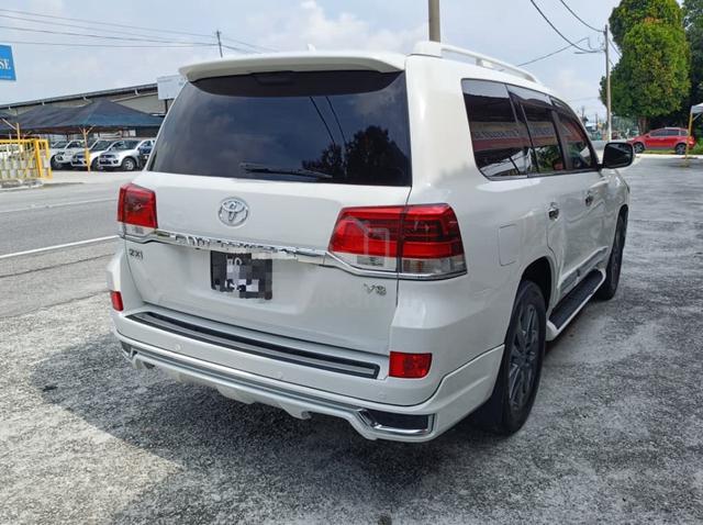 2013 Toyota LANDCRUISER 4.6 (A) - 2