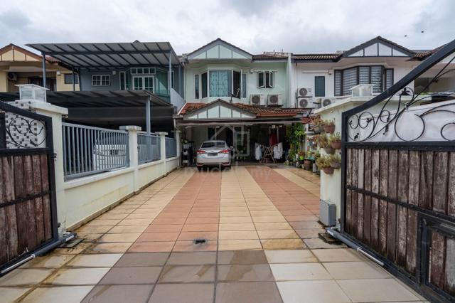 Renovated 2 Storey Superlink Taman Mutiara Indah Puchong 1