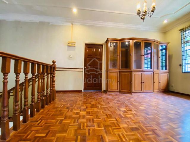 2 Storey Semi Detached House @ Perling / Renovated / Nice Condition / 4