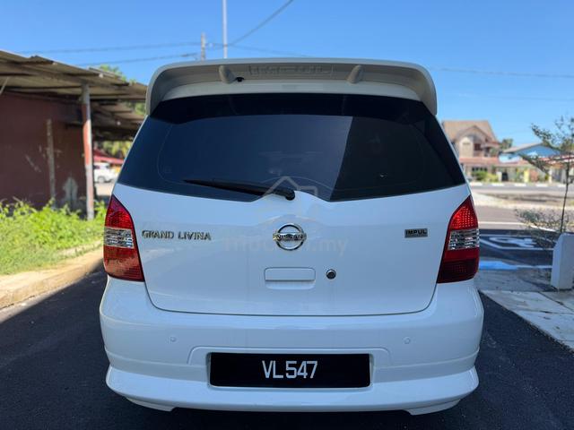 2011 Nissan GRAND LIVINA 1.8 IMPUL MC FACELIFT (A) - 4